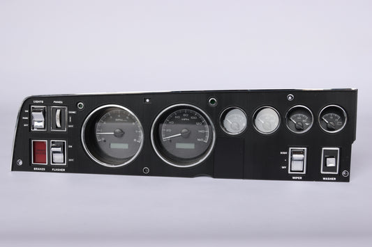68-70 Dodge Charger Dakota Digital gauges Stock Look