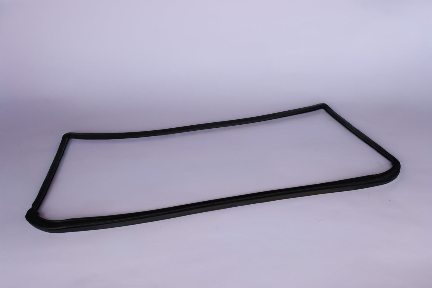 Windshield rubber front 68-70 B Body